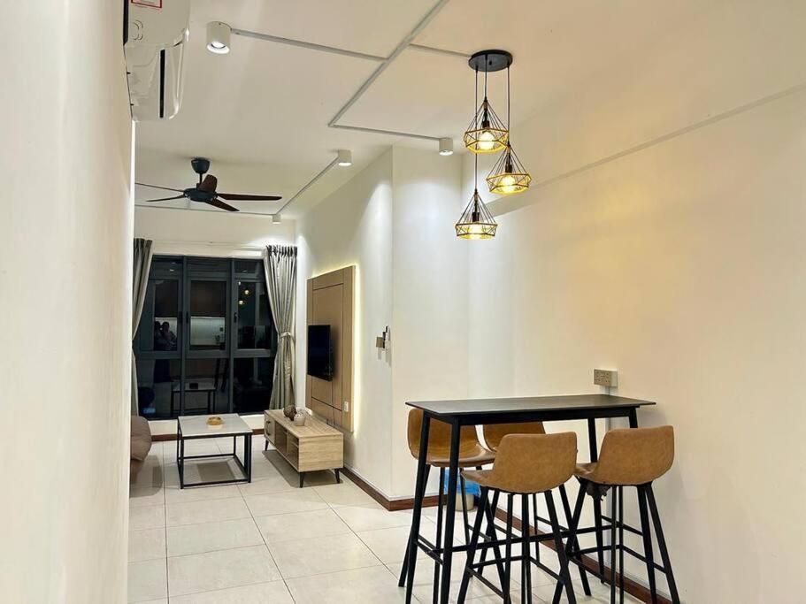 Kavenue 2-bedroom 6 Pax By Cse Apartment